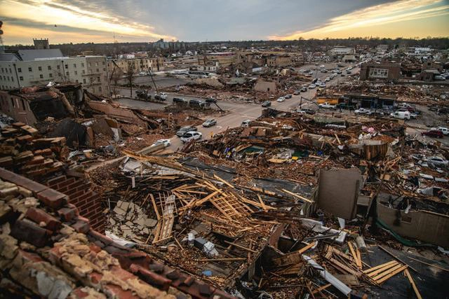 恶劣天气席卷美国多州 已造成至少28人死亡-GOGO社区