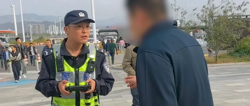 无人机立功！女童在服务区走失，无人机空中寻娃 | 我为群众办实事-GOGO社区