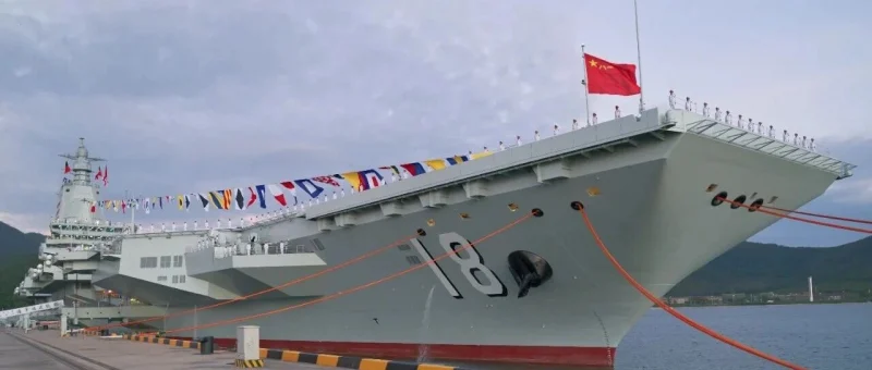 福建舰入列！新华社出图-GOGO社区