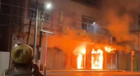 视频截图.jpg 视频截图.jpg