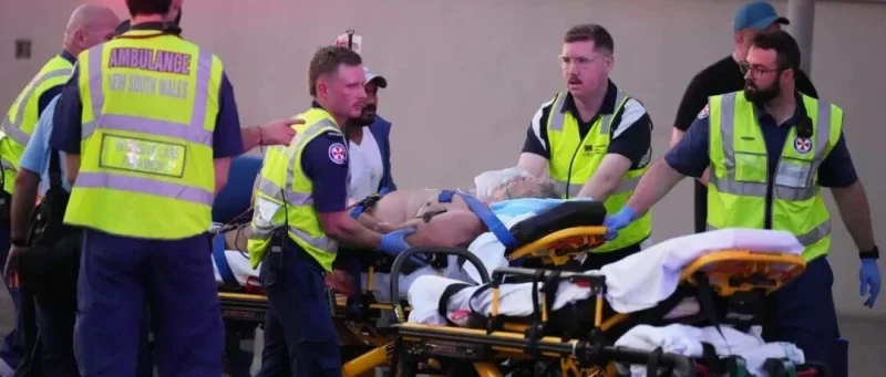 现场直击!悉尼邦迪滩枪击事件已有10人死亡,大批警察到场,气氛紧张——-GOGO社区